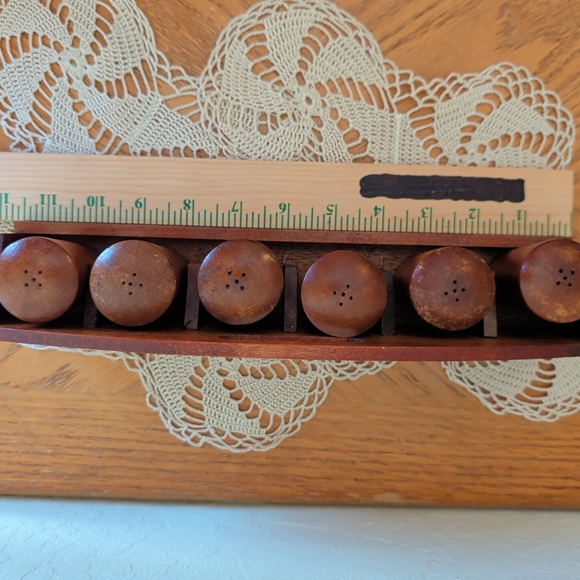 Wooden Spice Rack with Shakers - Picture 4 of 5